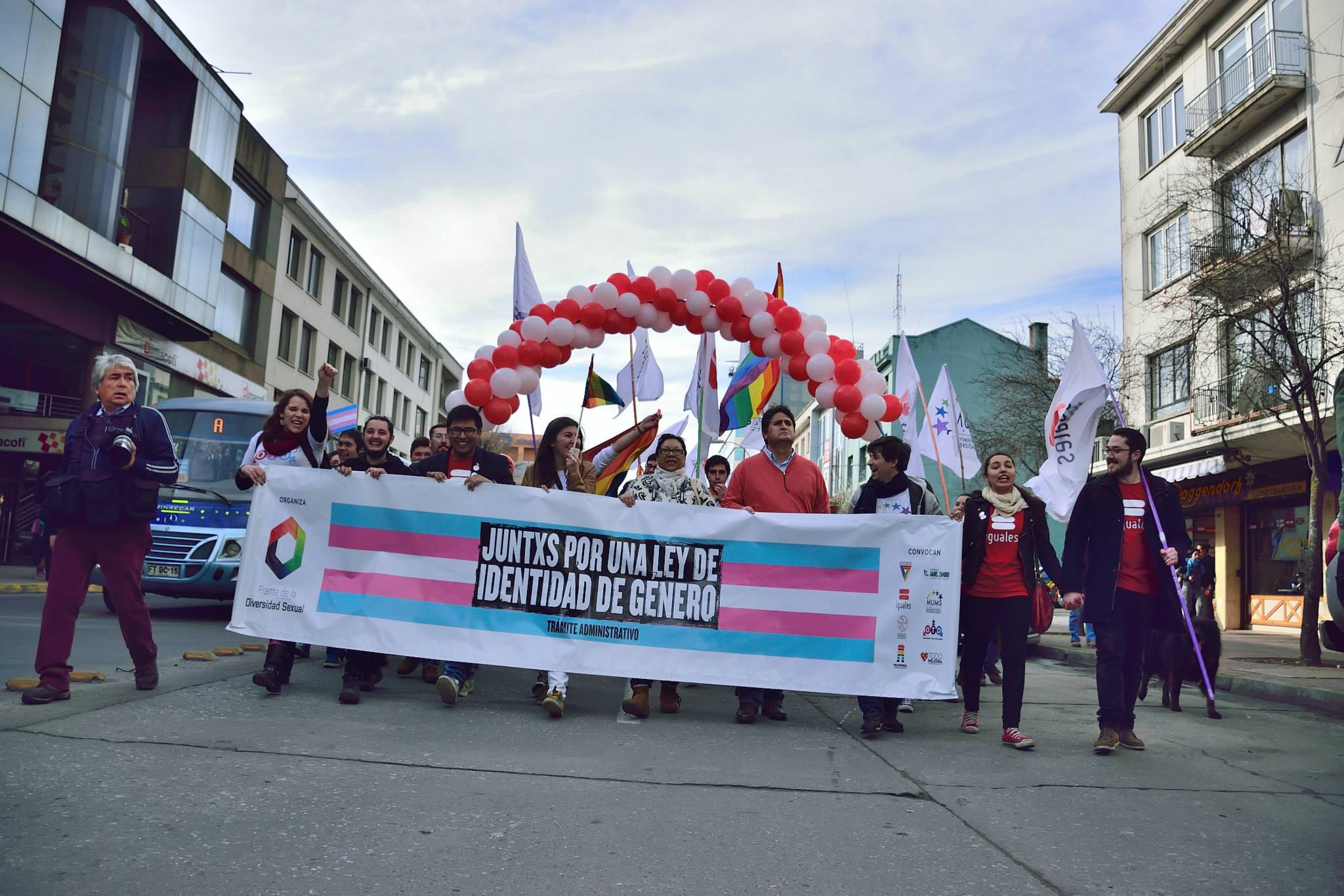 Marcha del orgullo 2015 exigió ley de identidad de género